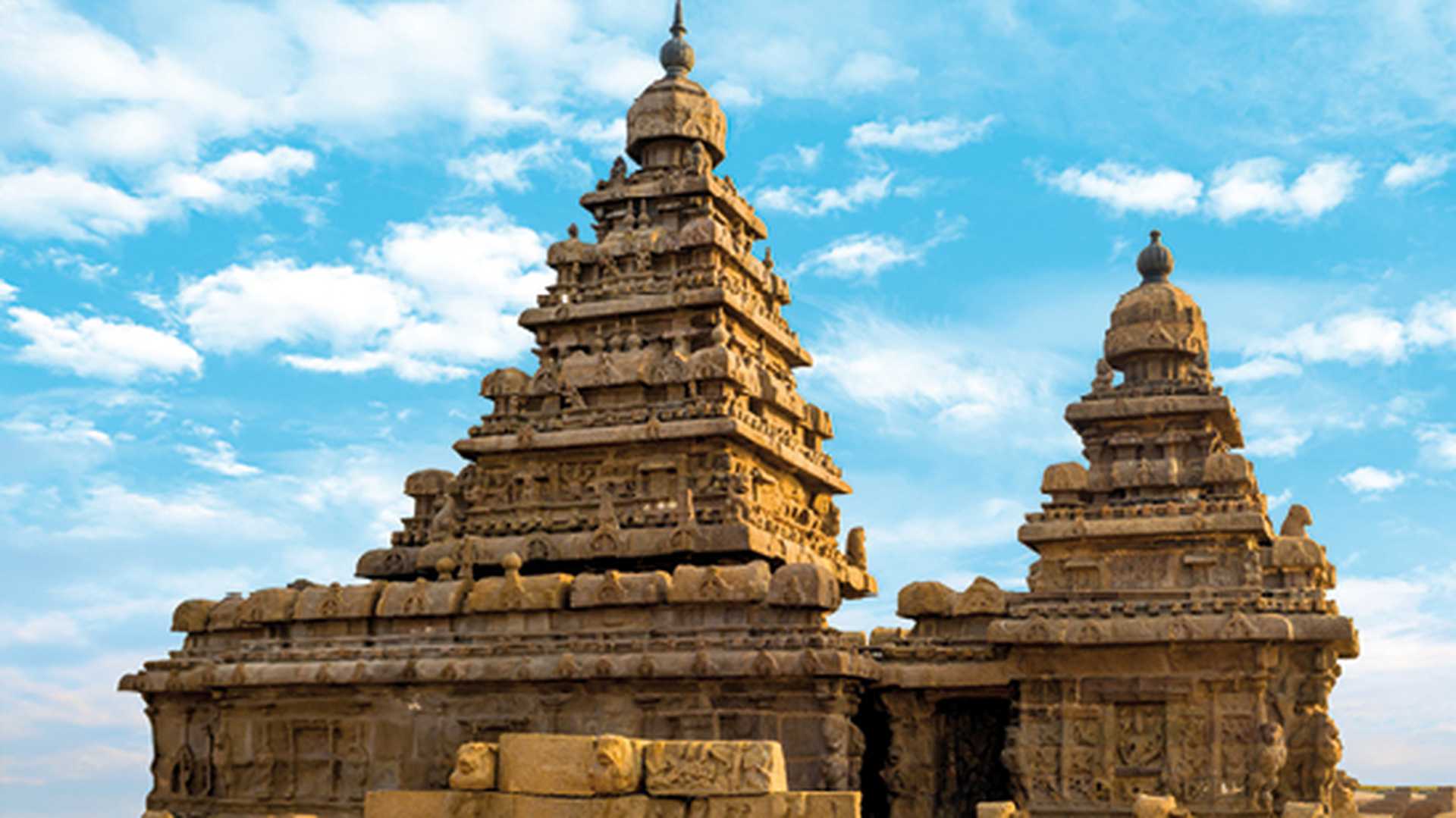 monolithic famous Shore Temple near Mahabalipuram, world heritage site in Tamil Nadu, India