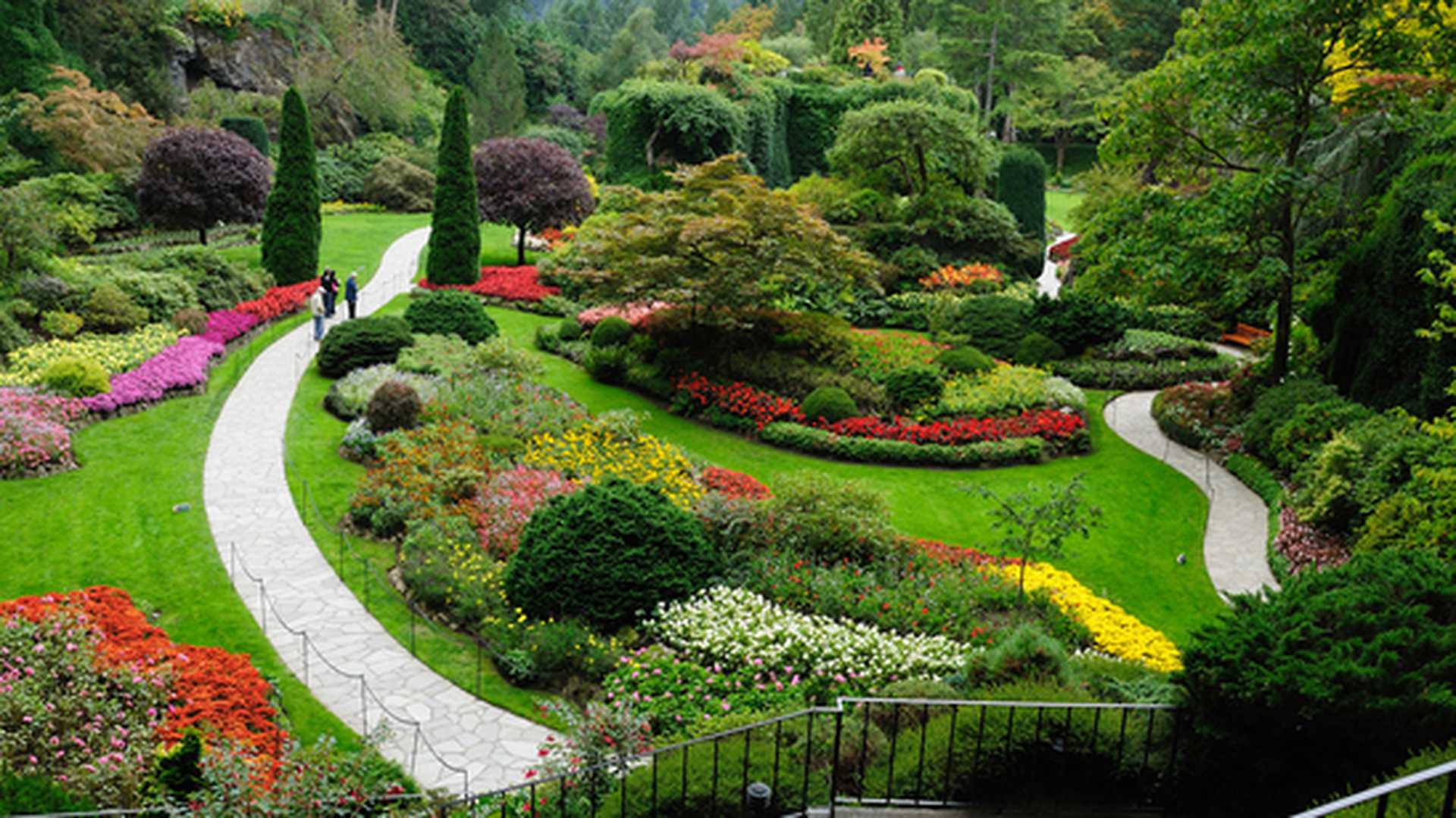 Butchart garden in spring, victoria, british columbia, canada