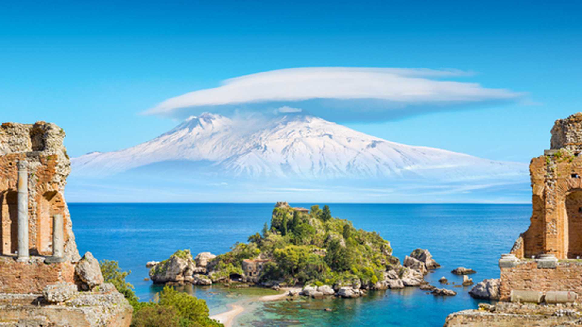 Stunning views of Mount Etna, Italy
