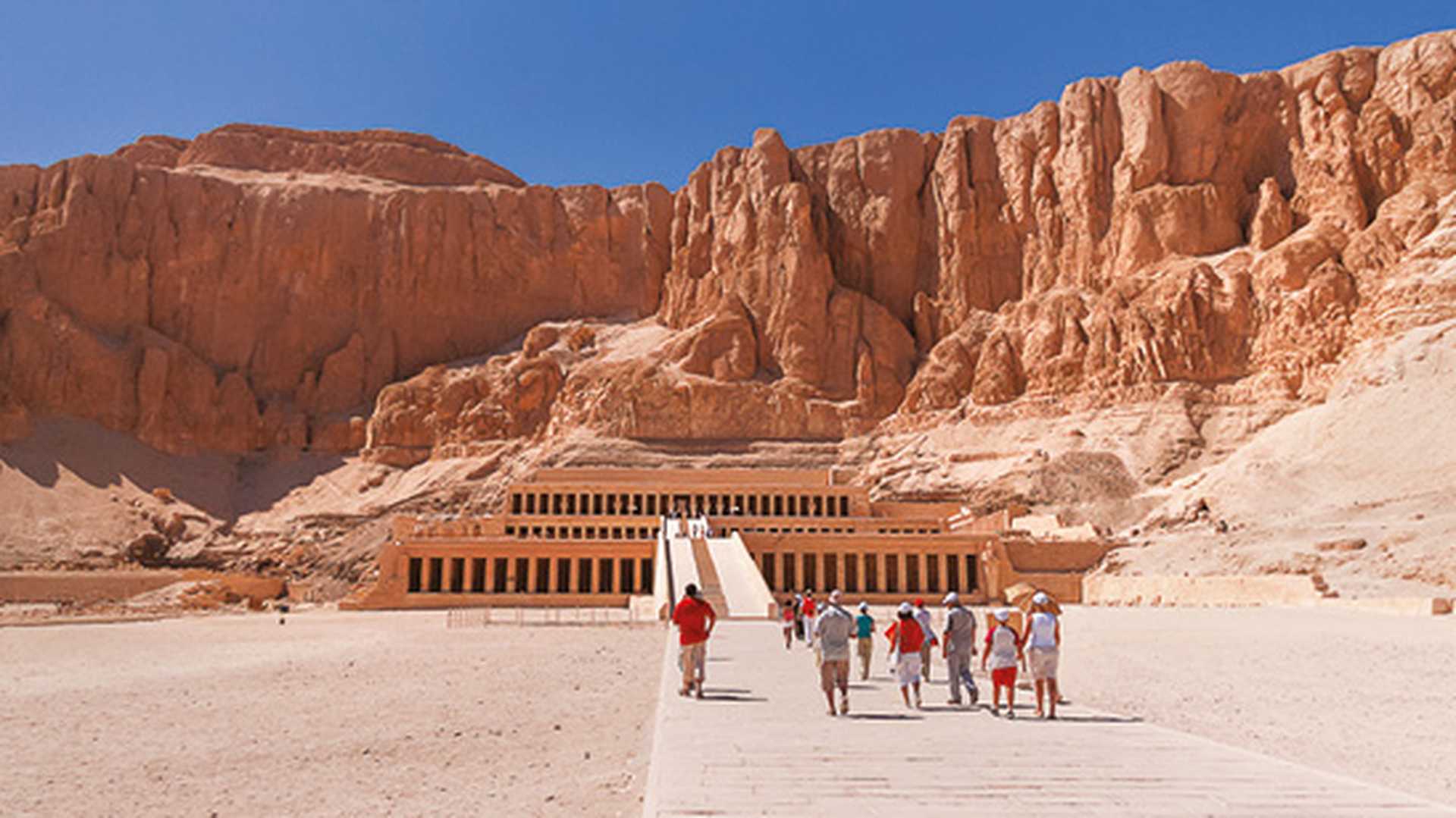 Group of tourists visiting Hatshepsut Temple, Egypt