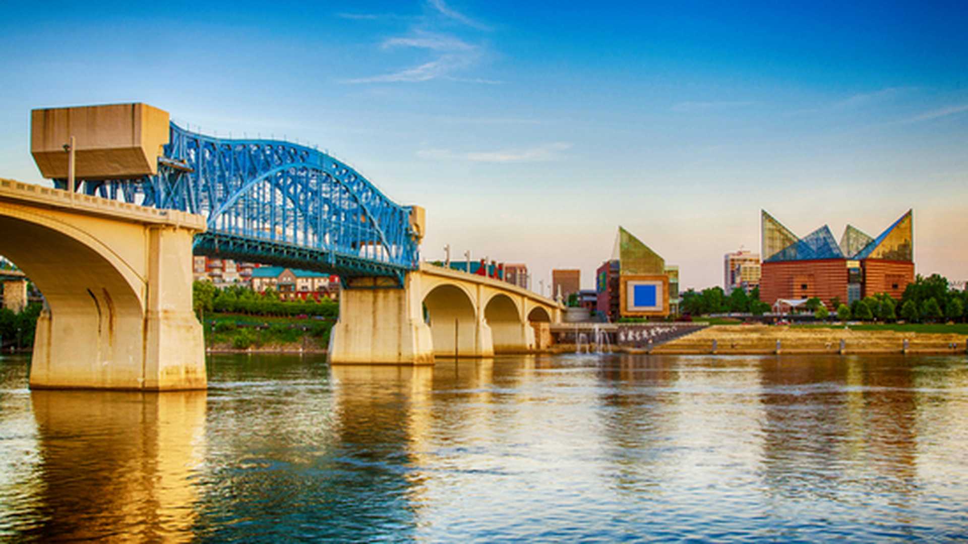 View of Chattanooga along the Tennessee River, USA