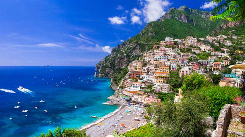Beautiful coastal towns of Italy - scenic Positano in Amalfi Coast