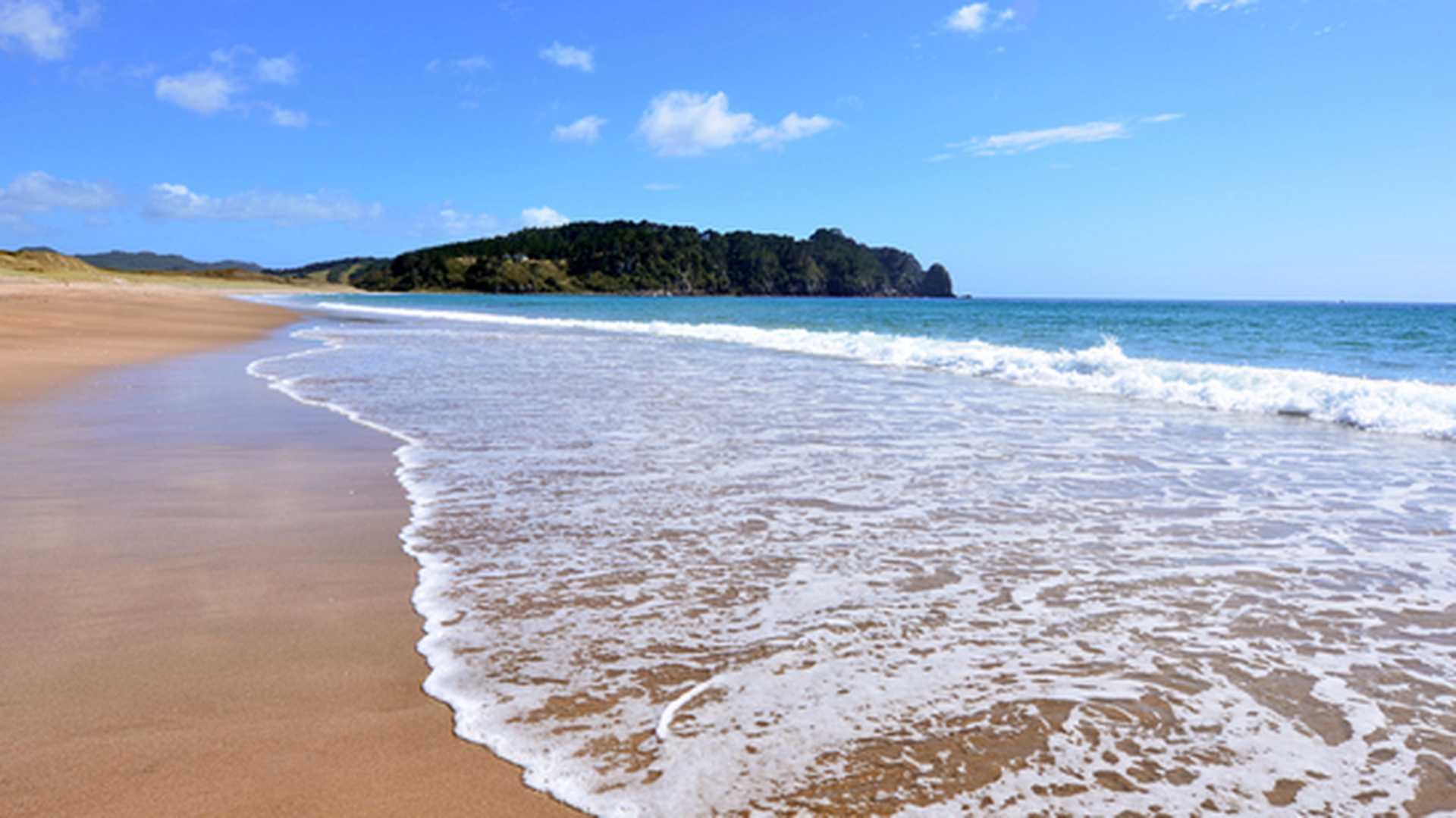 Landscape view of Hot Water beach in Mercury Bay on the east coast of the Coromandel Peninsula, New Zealand