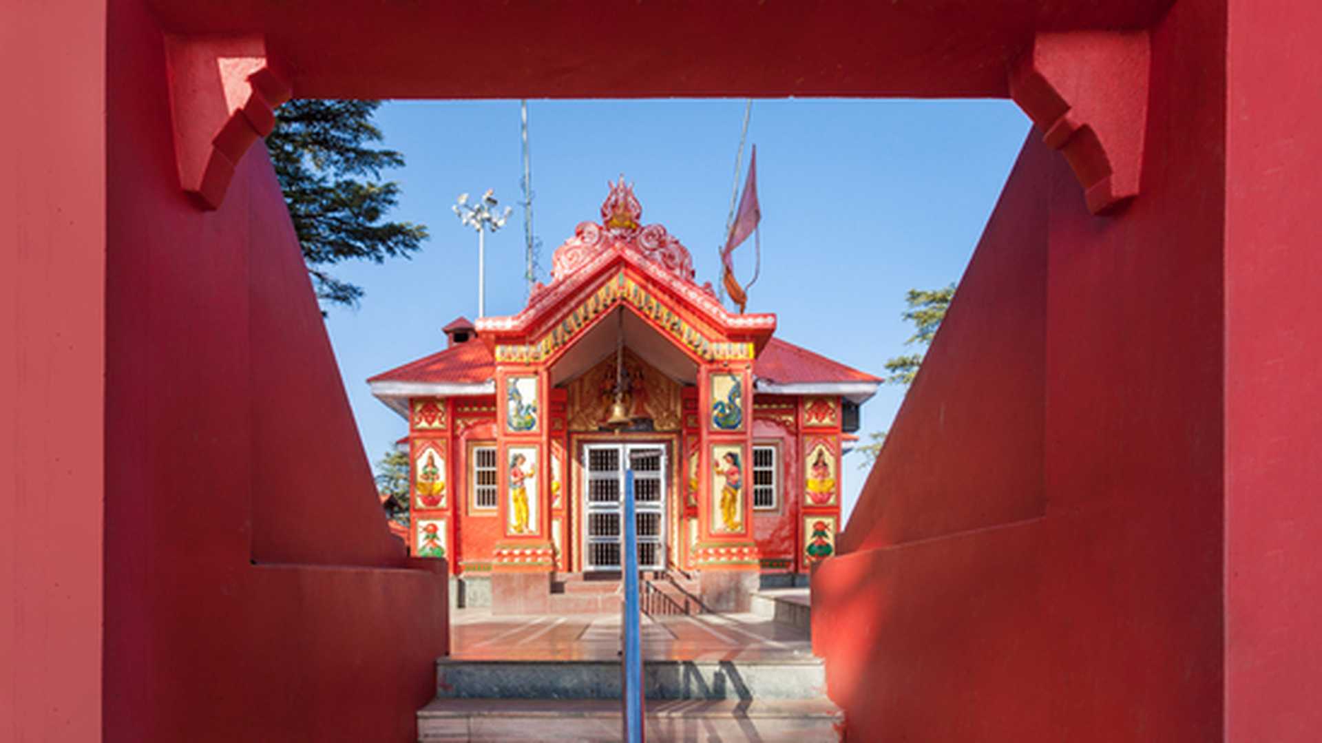 Jakhoo Temple is an ancient temple in Shimla, dedicated to Hindu deity, Hanuman.