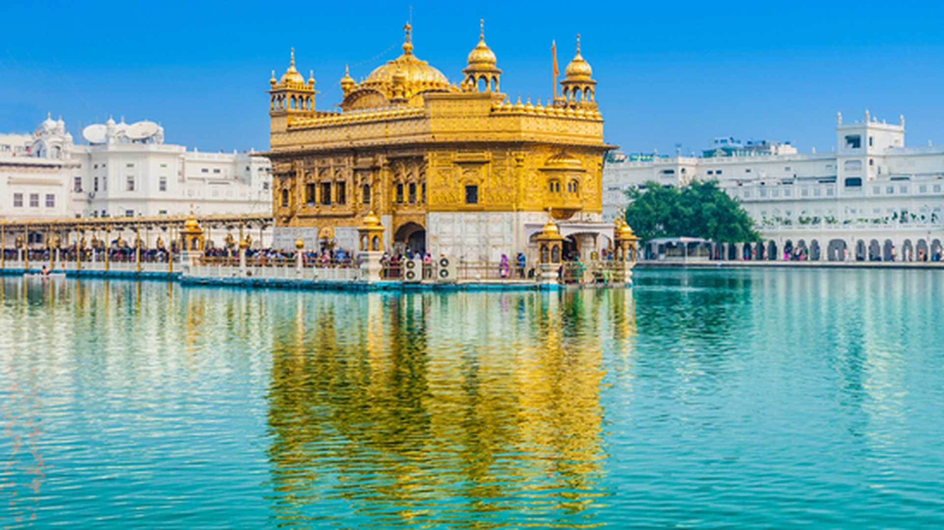 Golden Temple (Harmandir Sahib) in Amritsar, Punjab, India