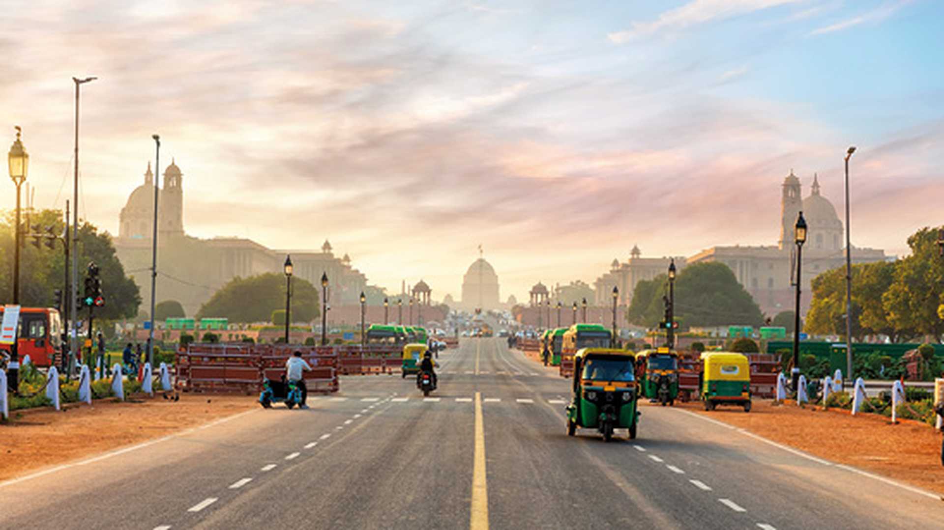 The road to the Presidential Residence or Rashtrapati Bhavan, New Delhi, India