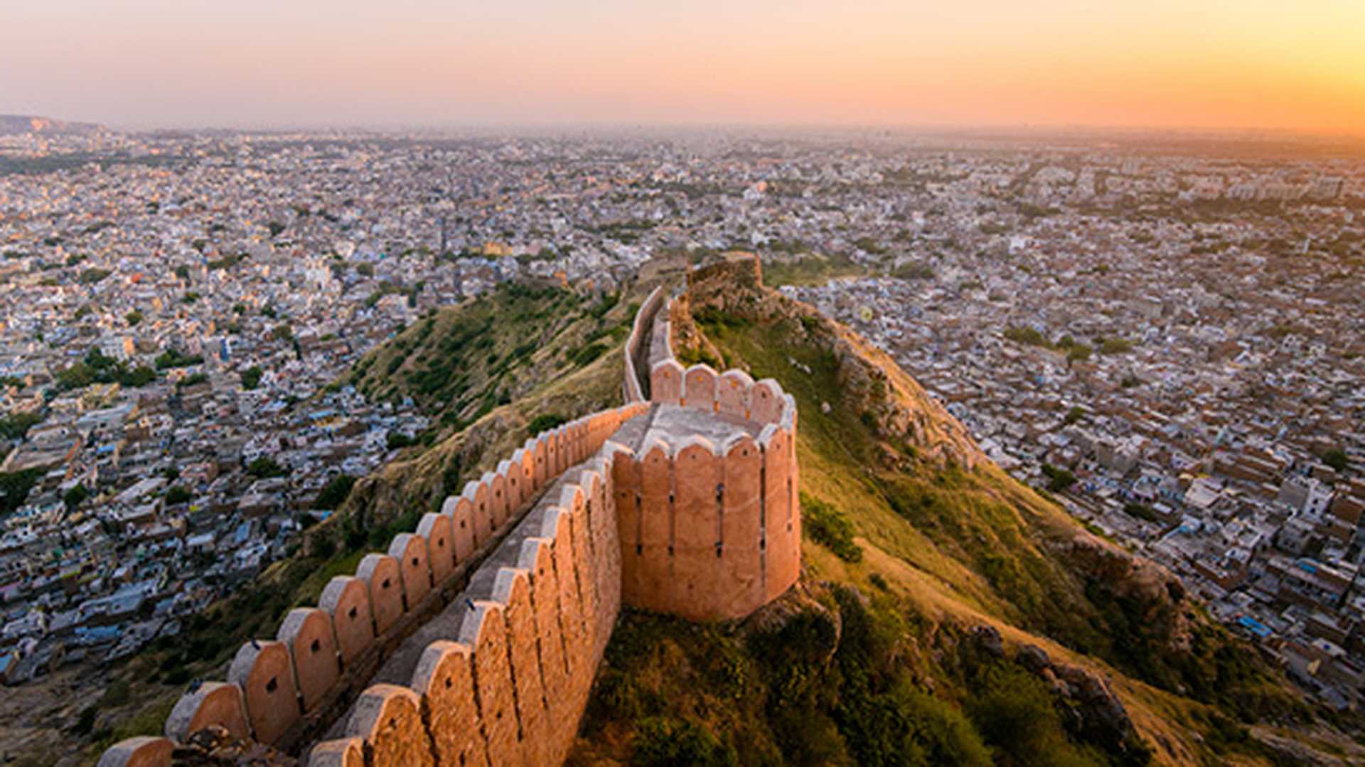 Sunset view of Nahargarh Fort on the edge of Aravalli Hills, Jaipur, Rajasthan, India