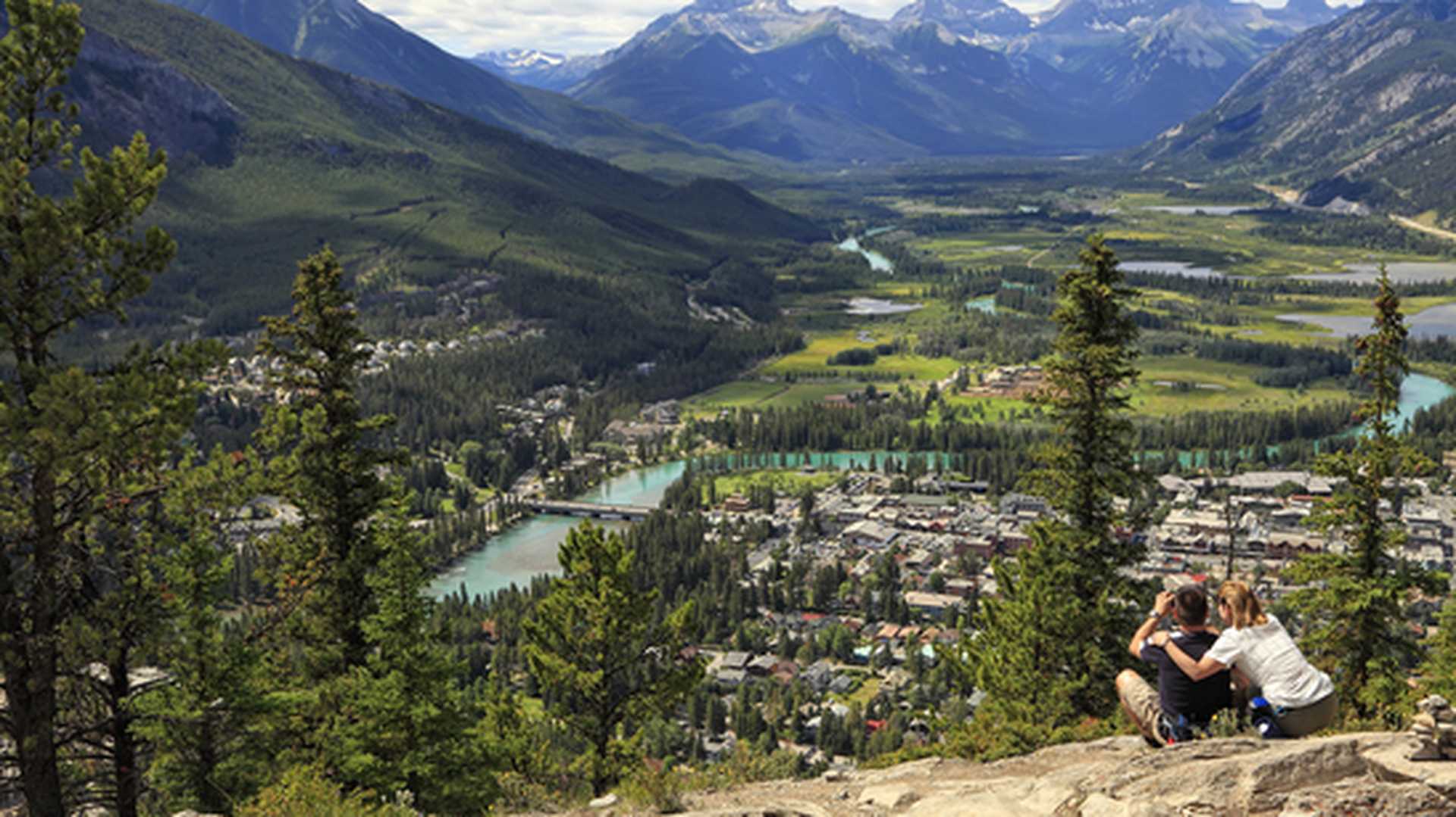 Sweeping views of Banff, Canada