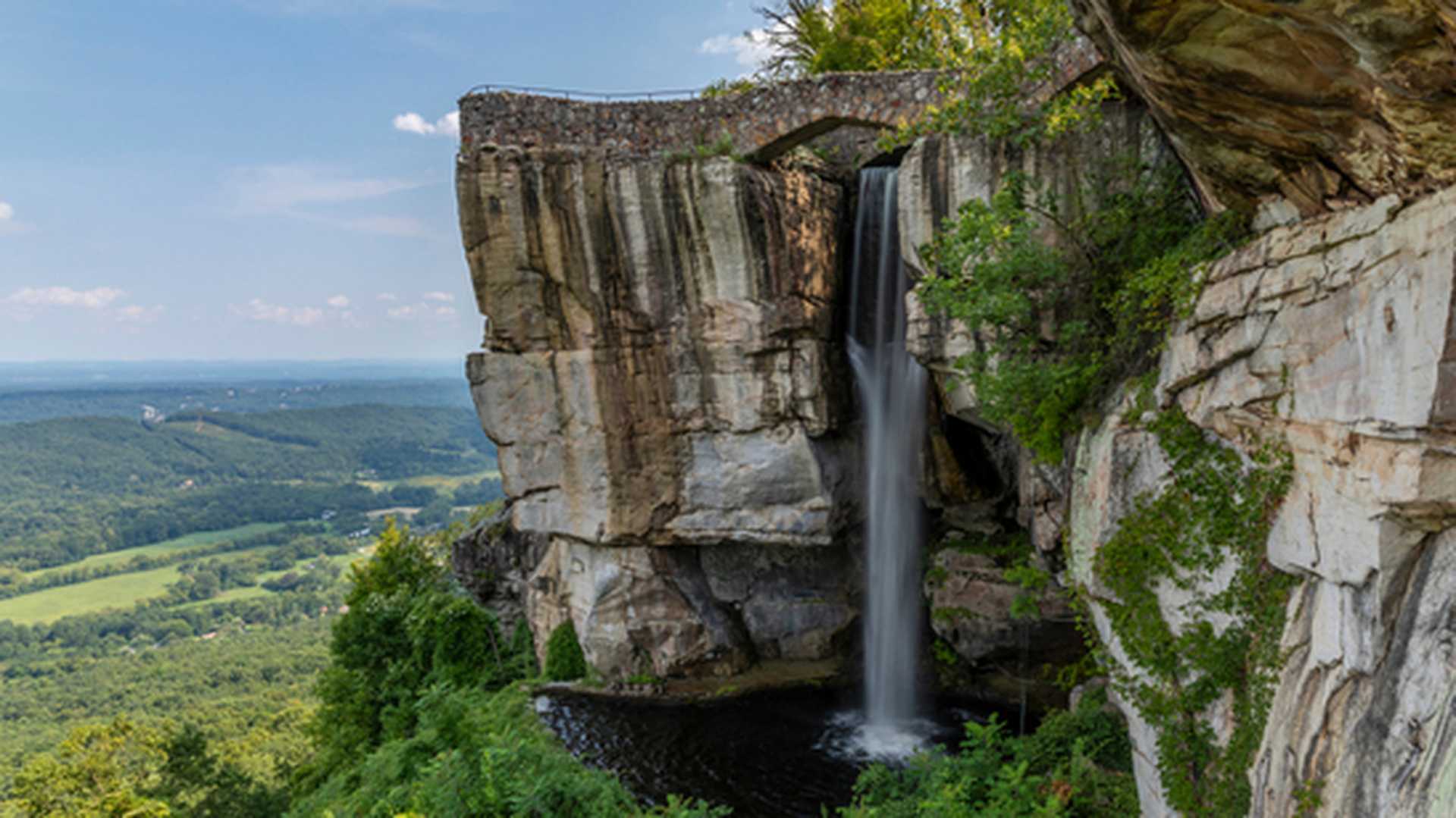 Epic view across Lookout Mountain in Georgia, USA