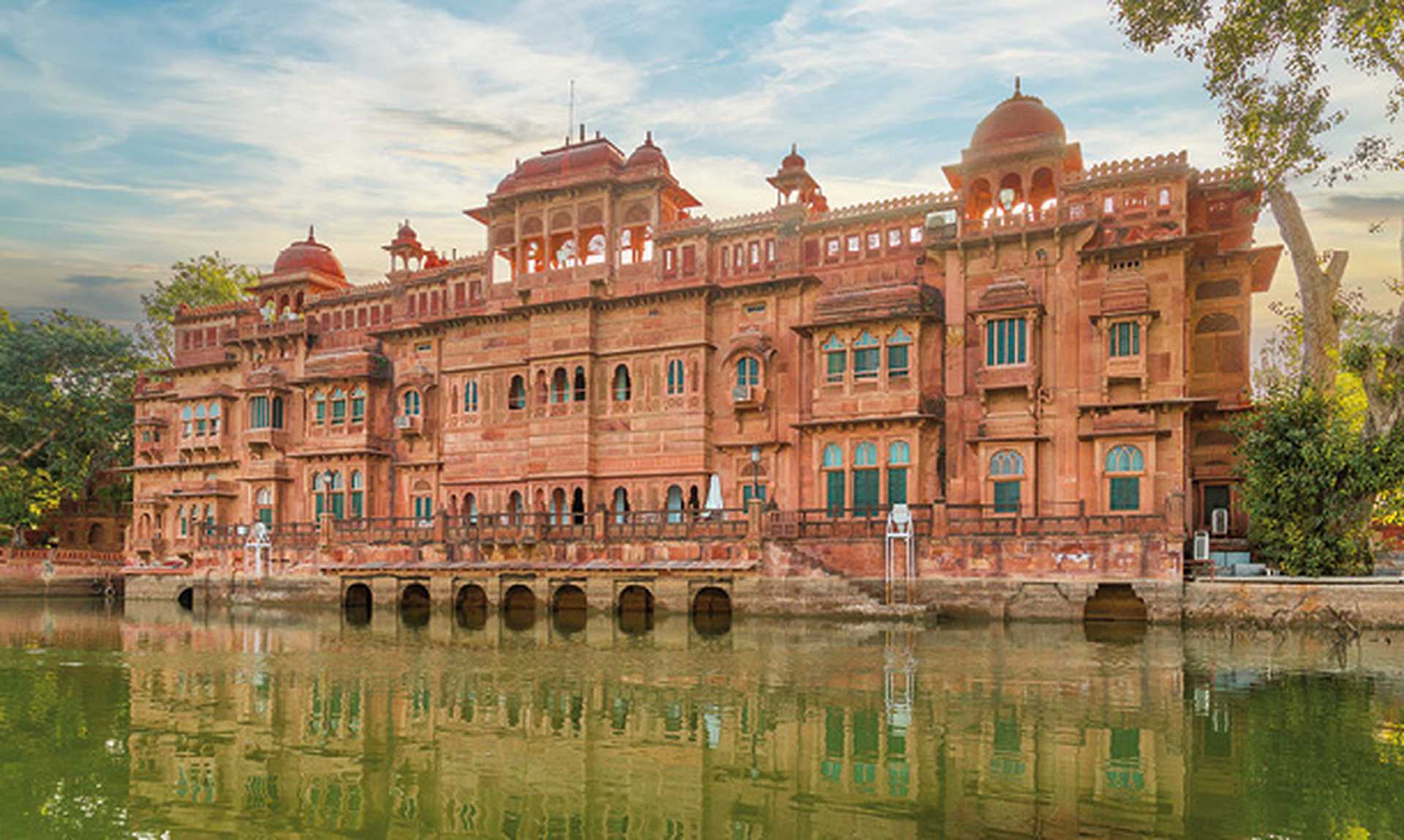 Gajner Palace