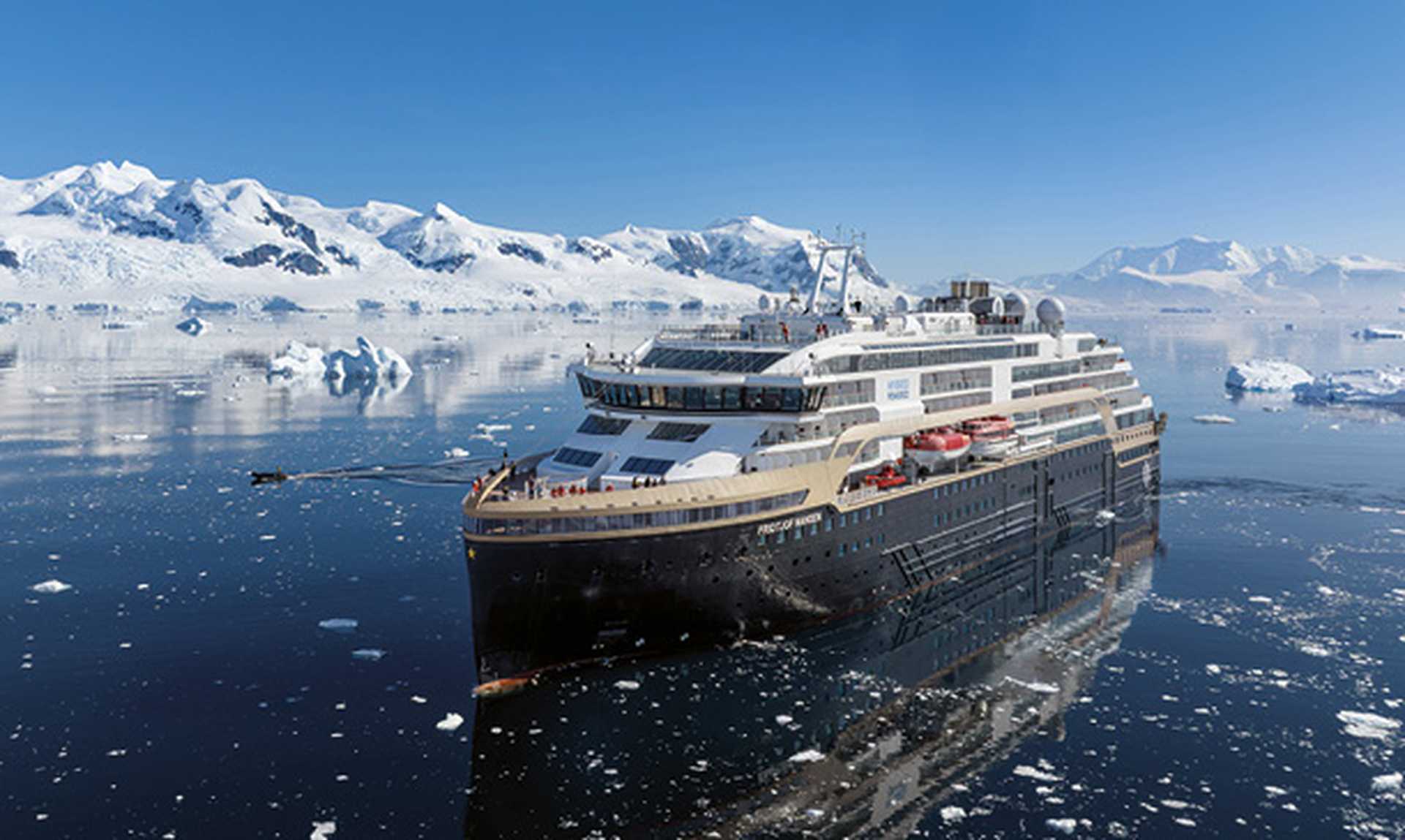 MS Fridtjof Nansen ship Antarctica