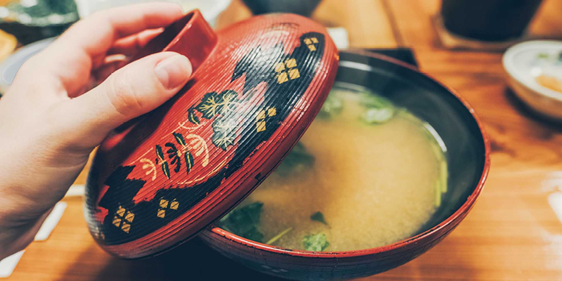 A Japanese gourmet kaiseki dinner 