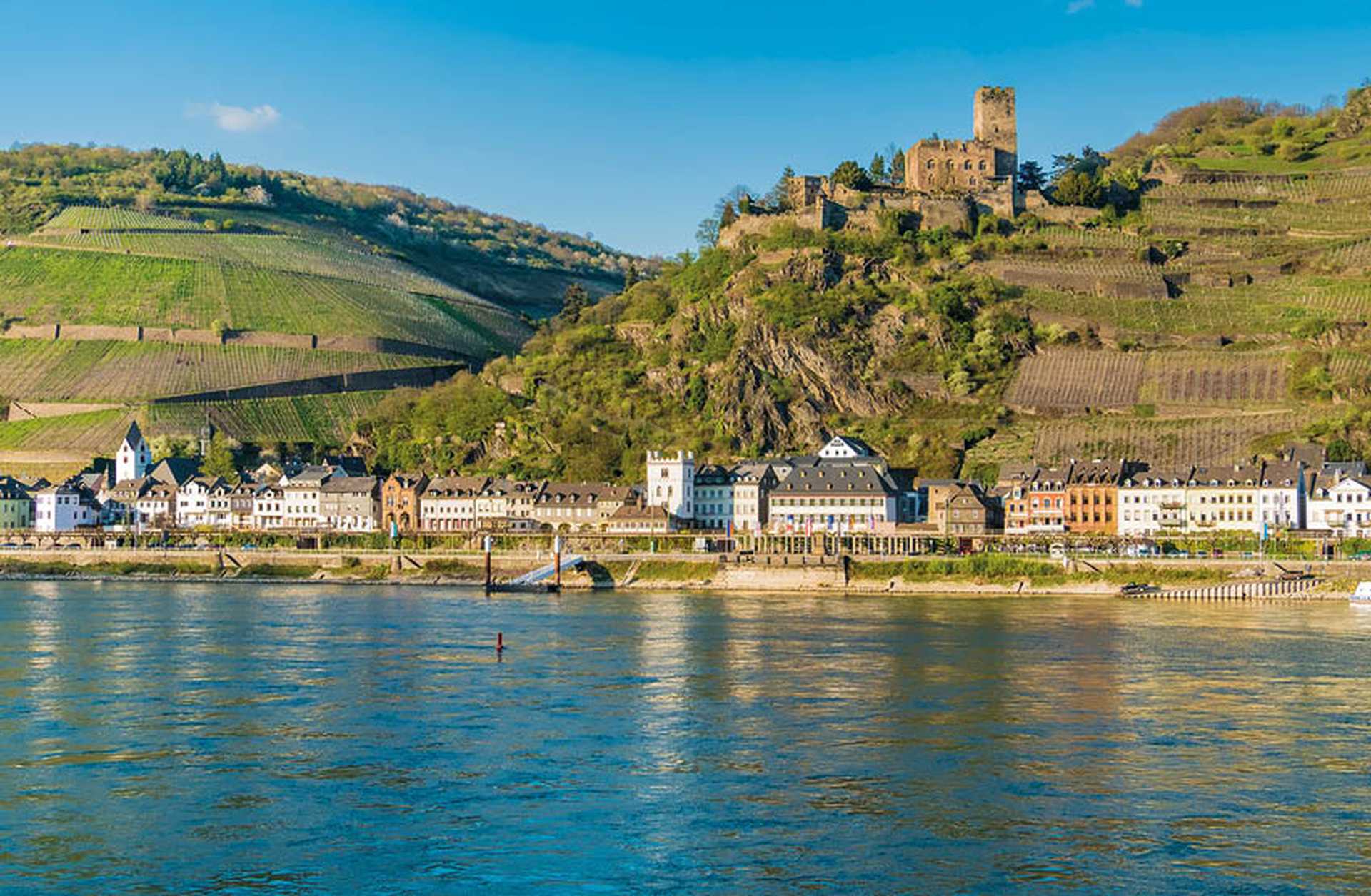 Stunning sights and fairytale castles along the Rhine