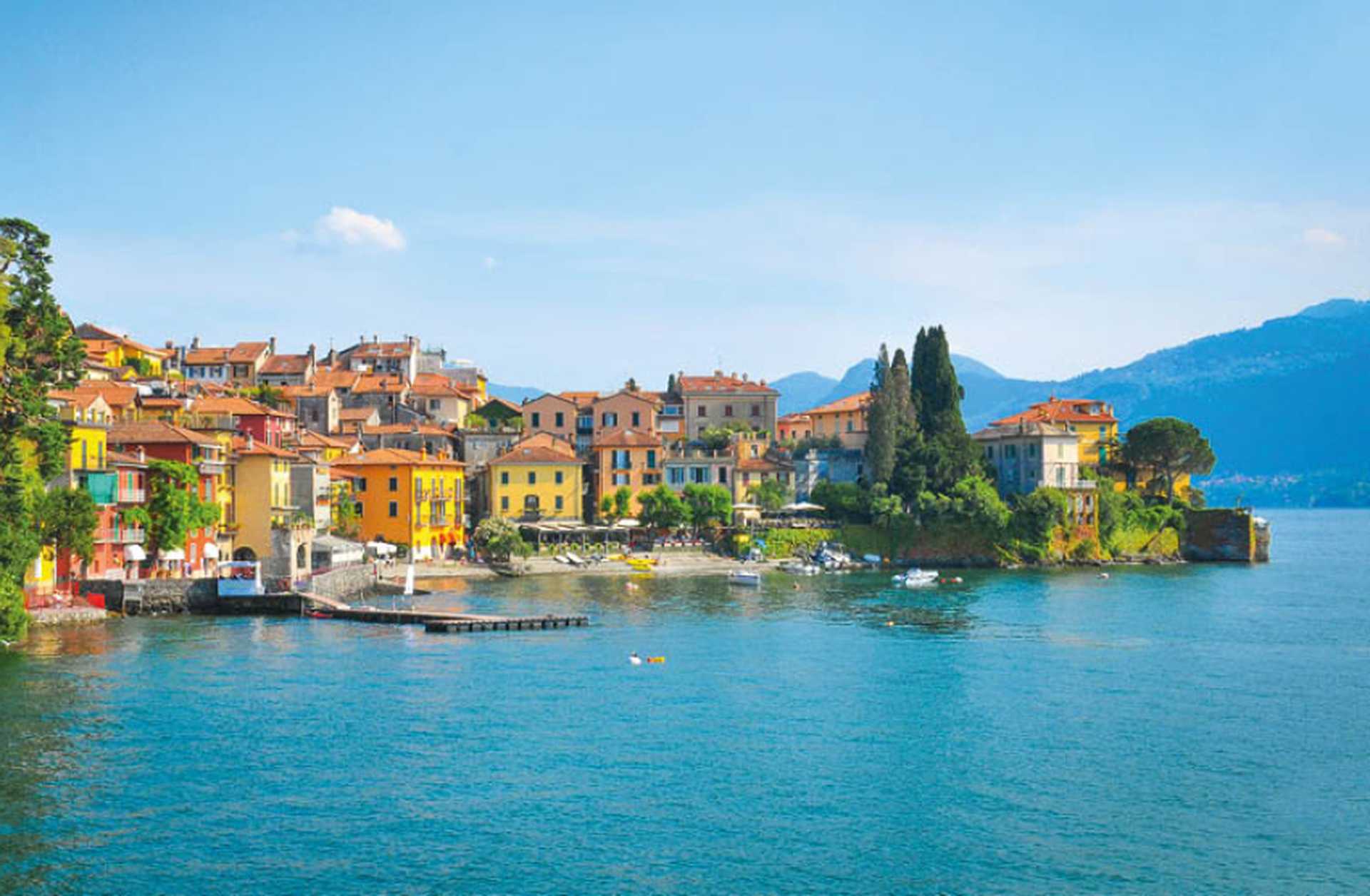 The colourful town of Varenna, on the shores of Lake Como, Italy