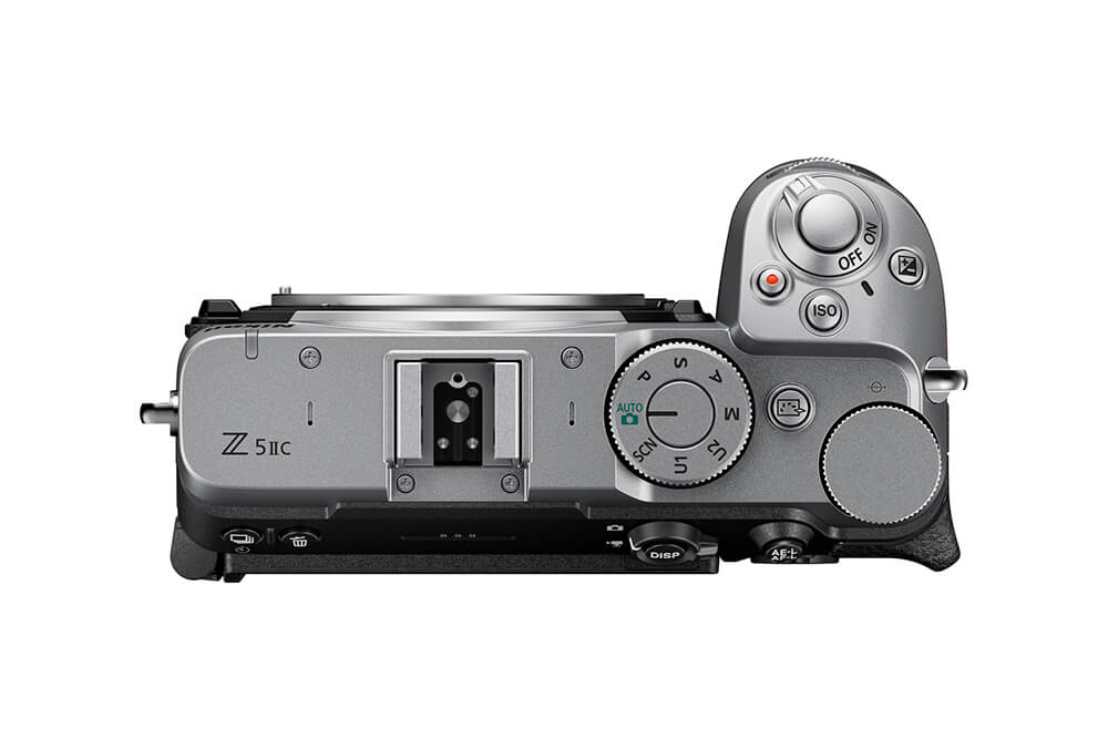 Nikon Z5IIC Produktbild top silber