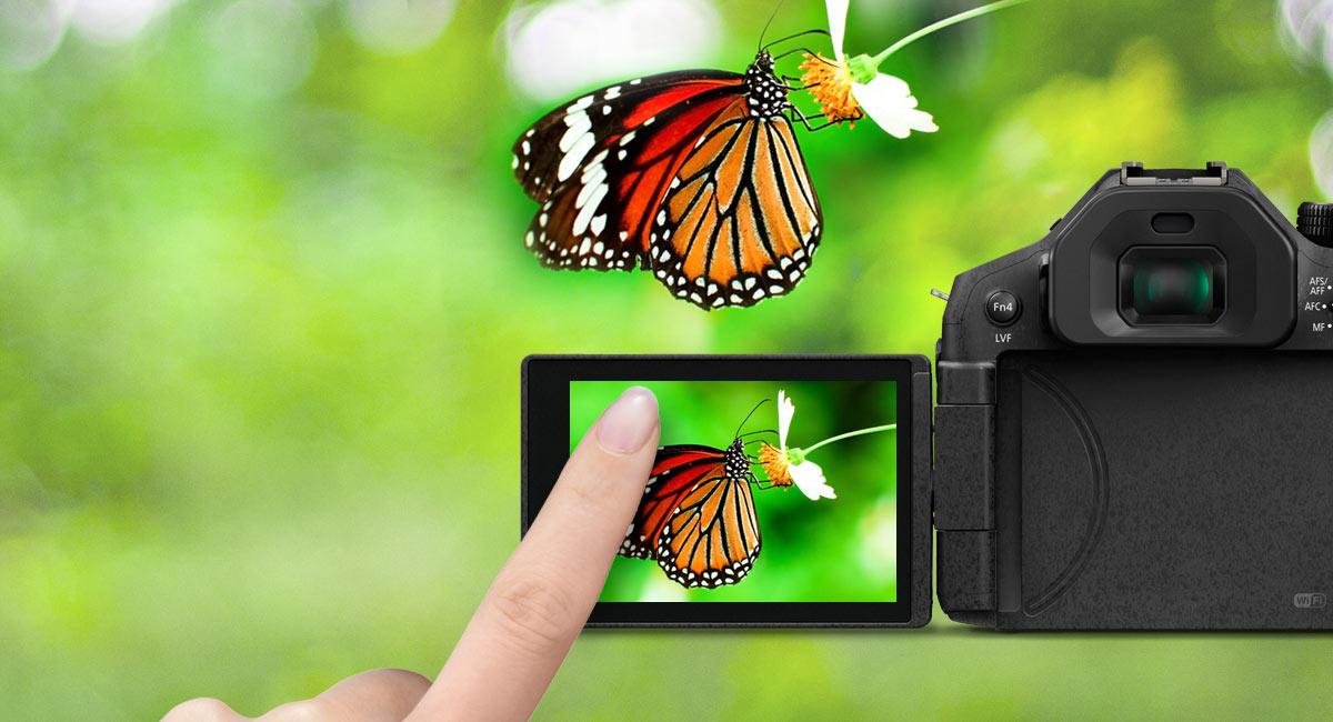 Schwenkbarer Touchscreen-LCD