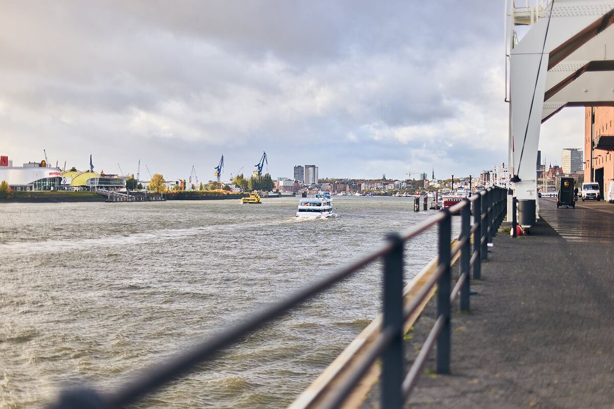 Canon 45mm f1.4 - Testaufnahme Stadt