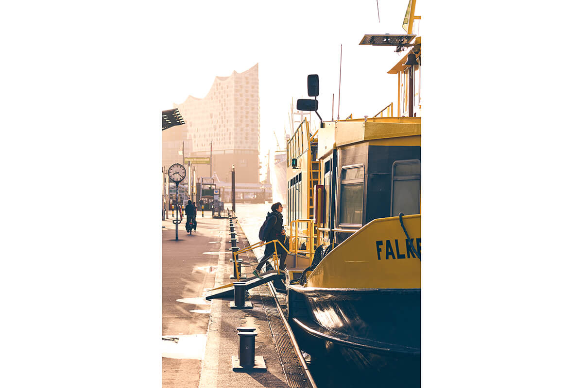 Panasonic 100-500mm Beispielbild Streetfotografie 100mm