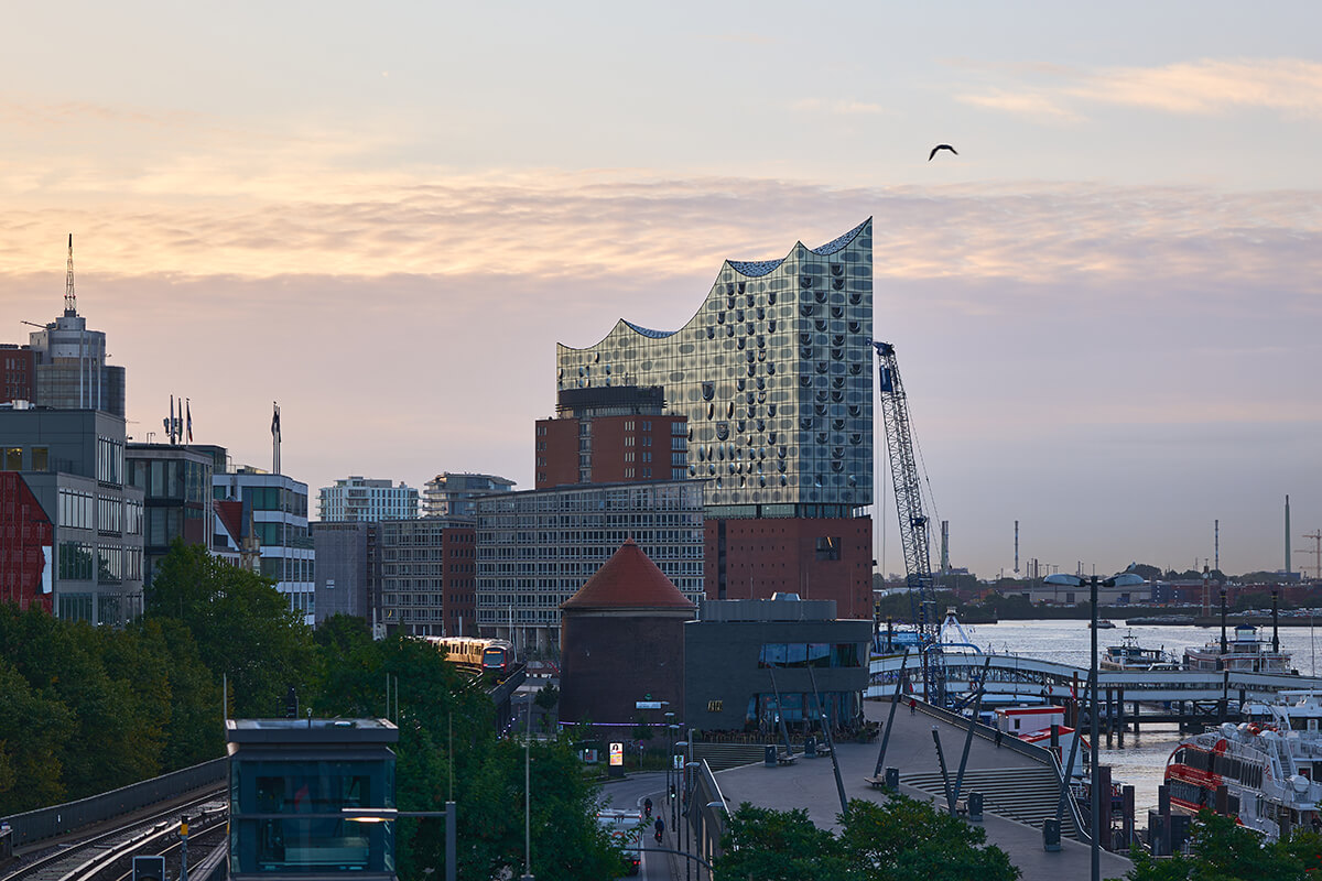 Panasonic 100-500mm Beispielbild Stadt 100mm