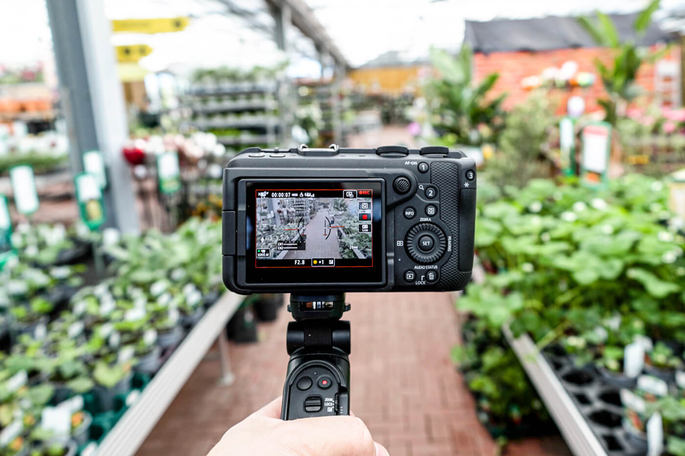 Canon EOS R6 V Handgriff Vlogging
