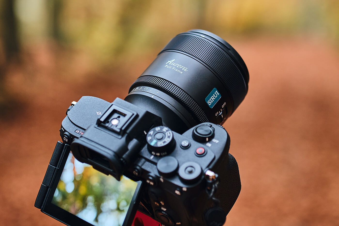 Sirui 85mm f1.4 Aurora Vollformat Autofokus Objektiv