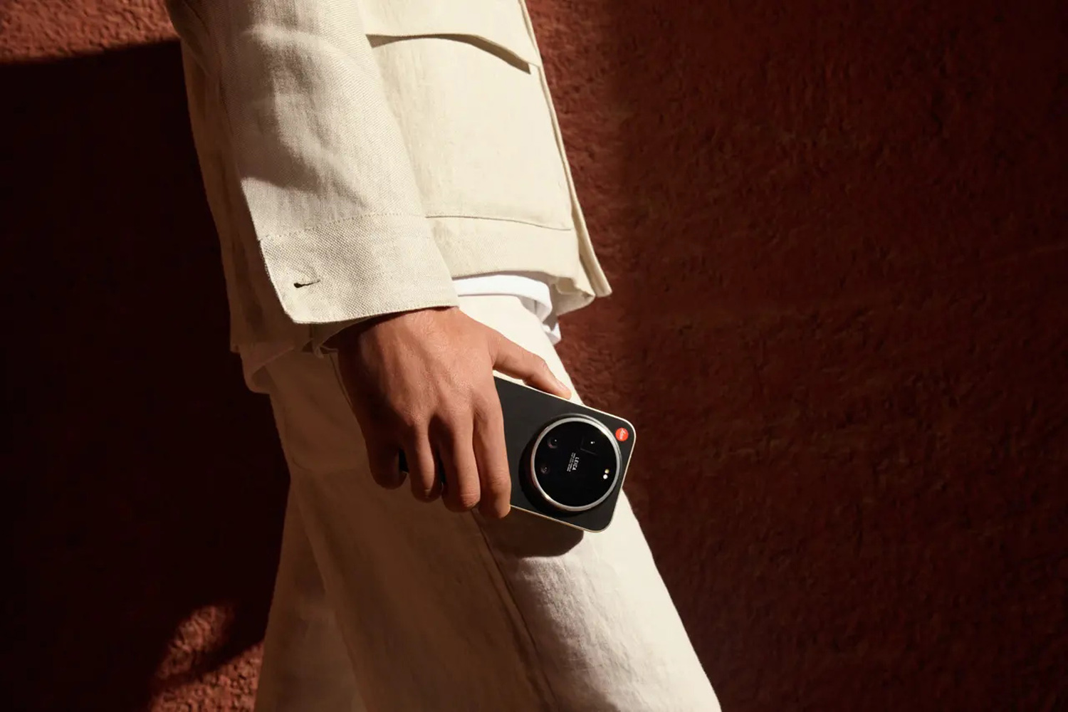 Leica Leitzphone powered by Xiaomi mit Dreifach-Kamerasystem