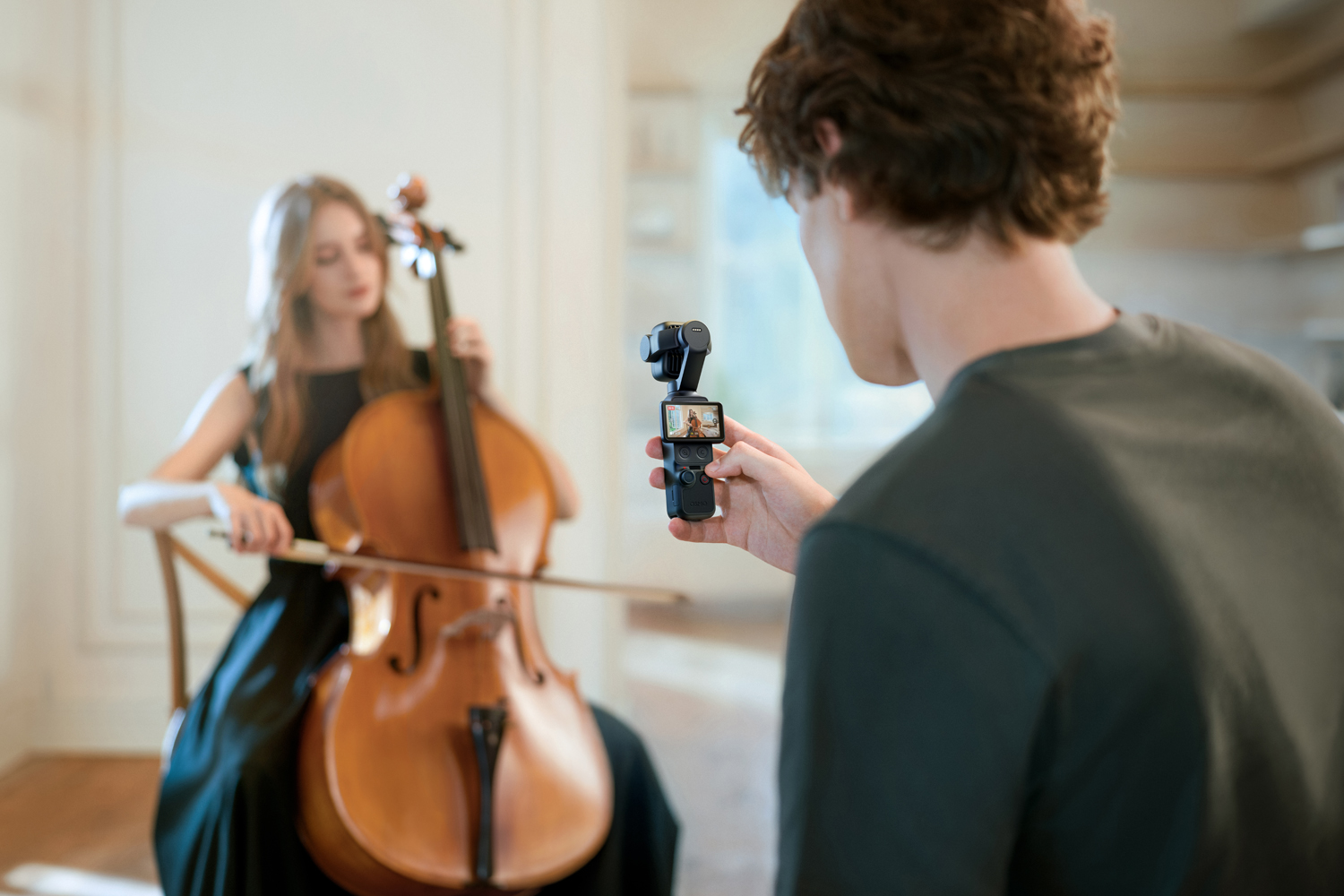 DJI Osmo Pocket 4P mit 17-Stufen-Dynamikumfang