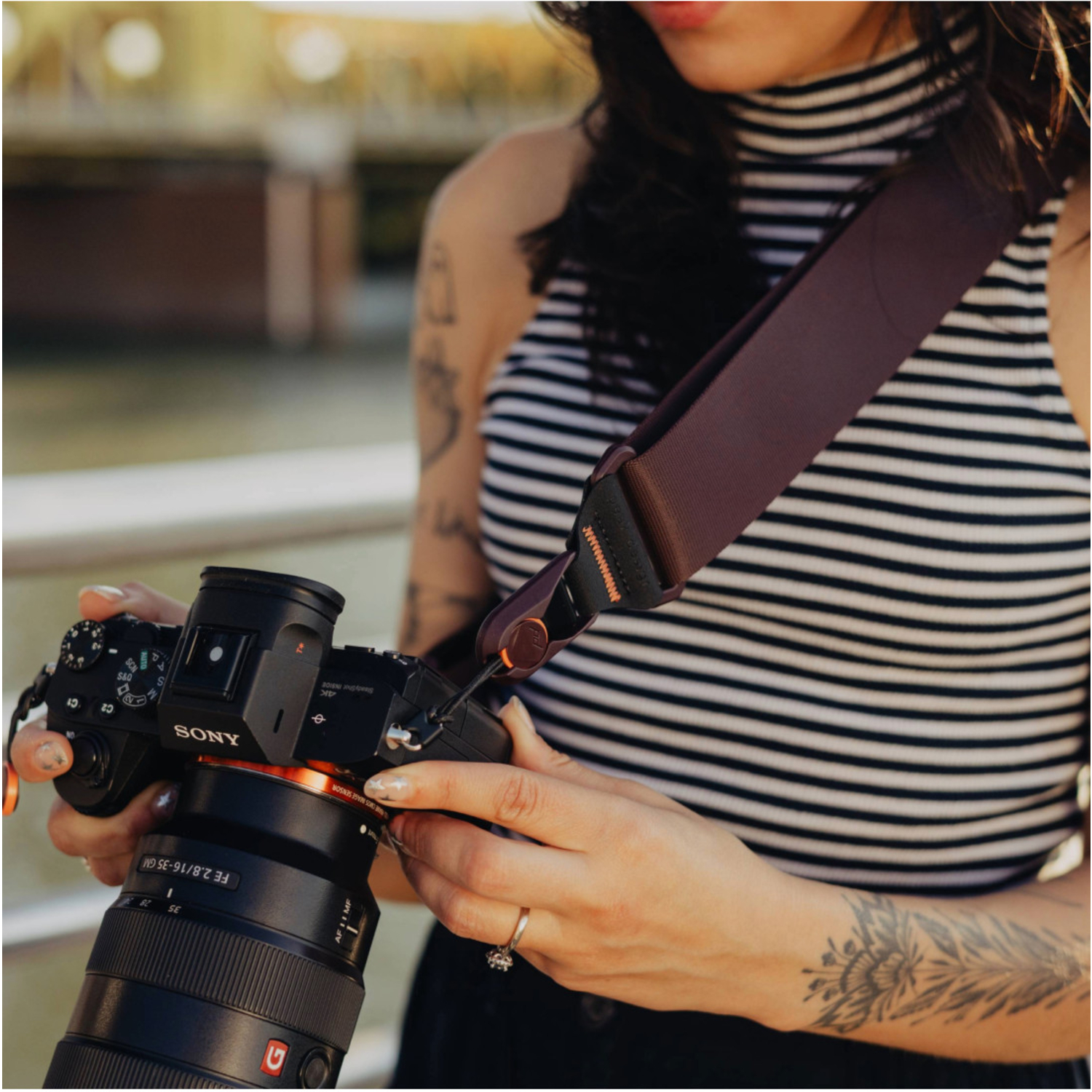 Angenehmes Tragen deiner Kamera mit dem Peak Design Slide