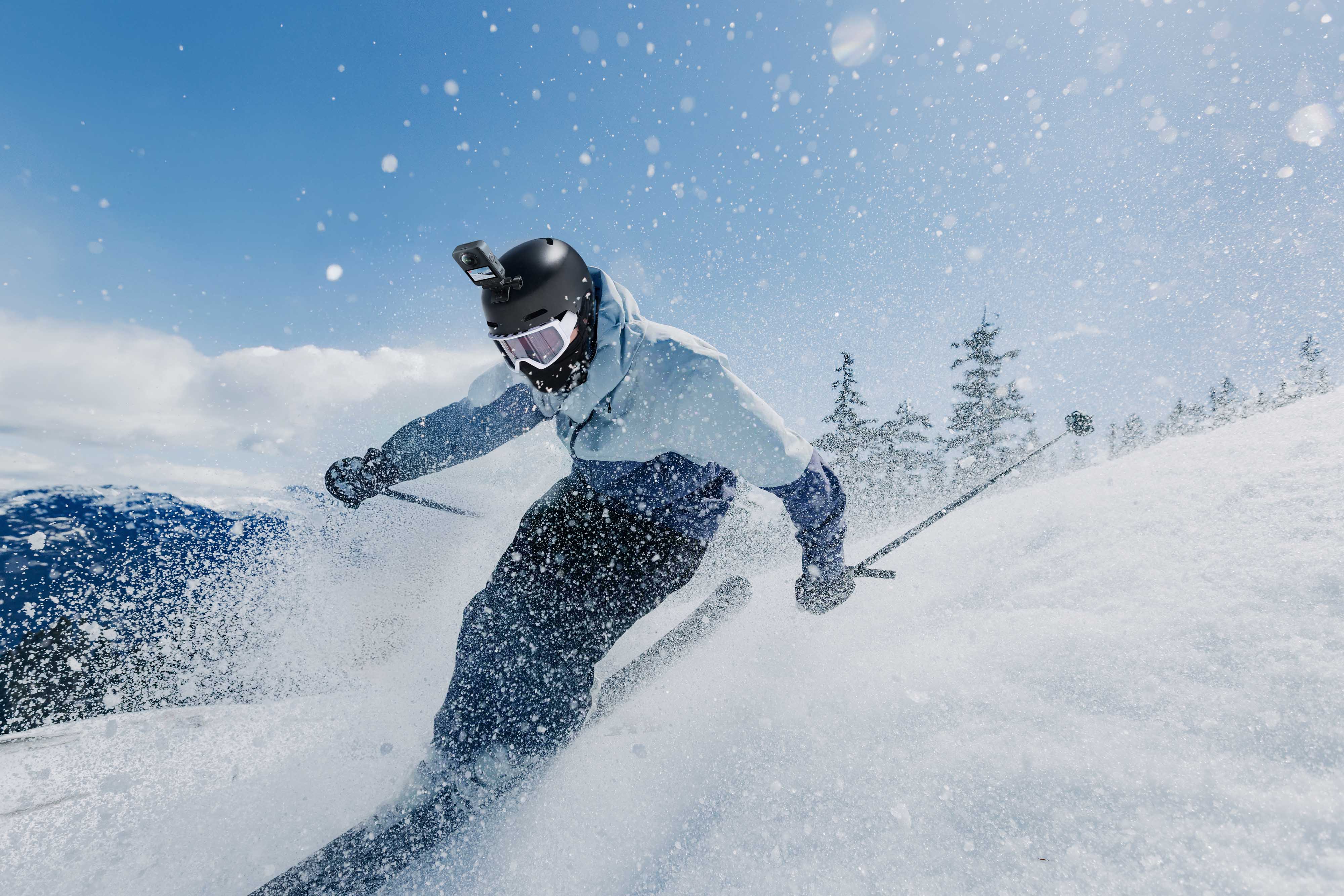 Osmo 360 macht 360 Aufnahmen beim Skifahren