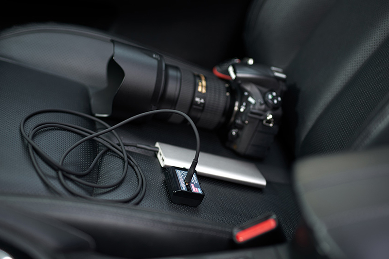 Mathorn Akku MB-204 flexibel aufladen.