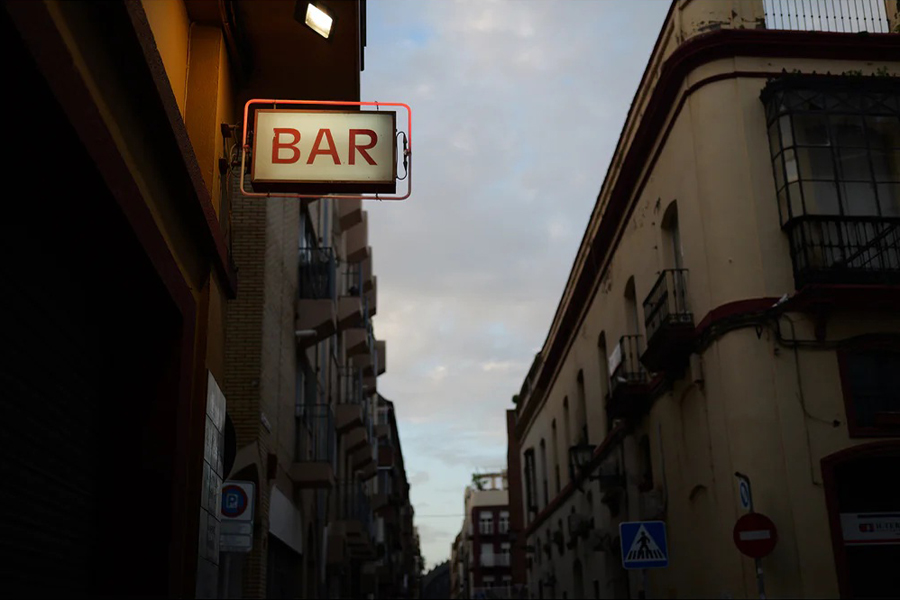 Das Panasonic LUMIX S 40mm F2.0 ist ideal für Streetfotografie