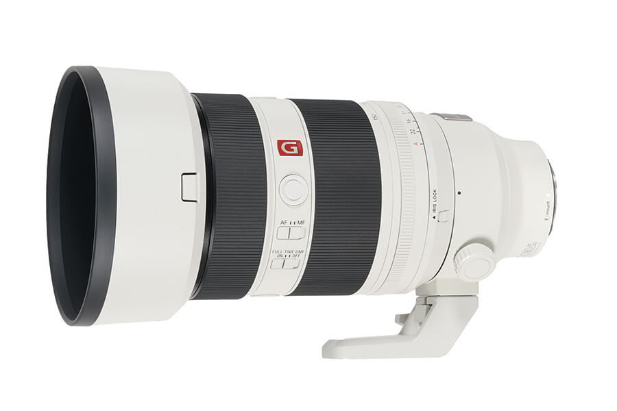 Sony 50-150mm f2 GM Produktbild mit Gegenlichtblende