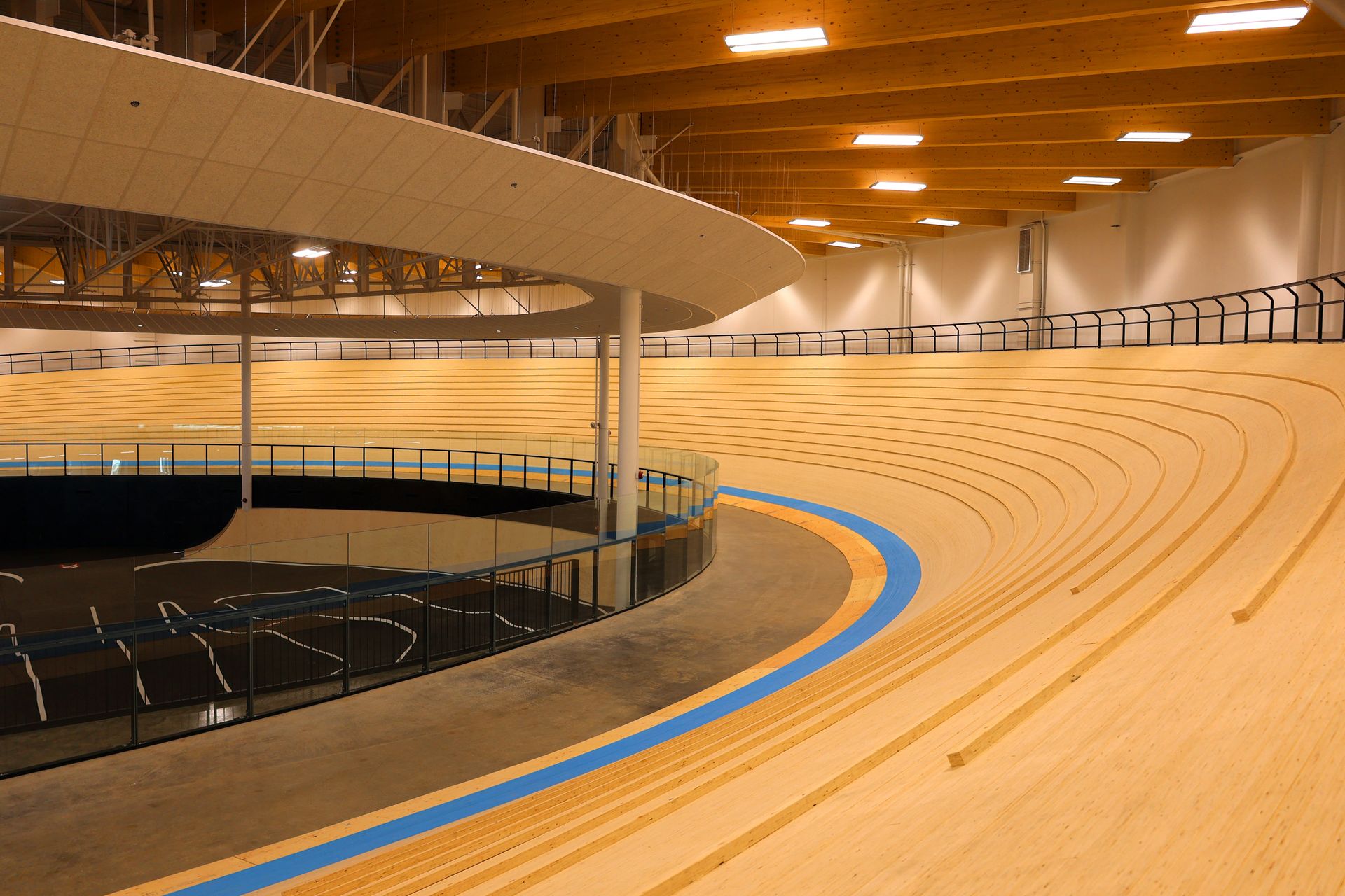 Bromont Velodrome Sylvan Adams Track 2