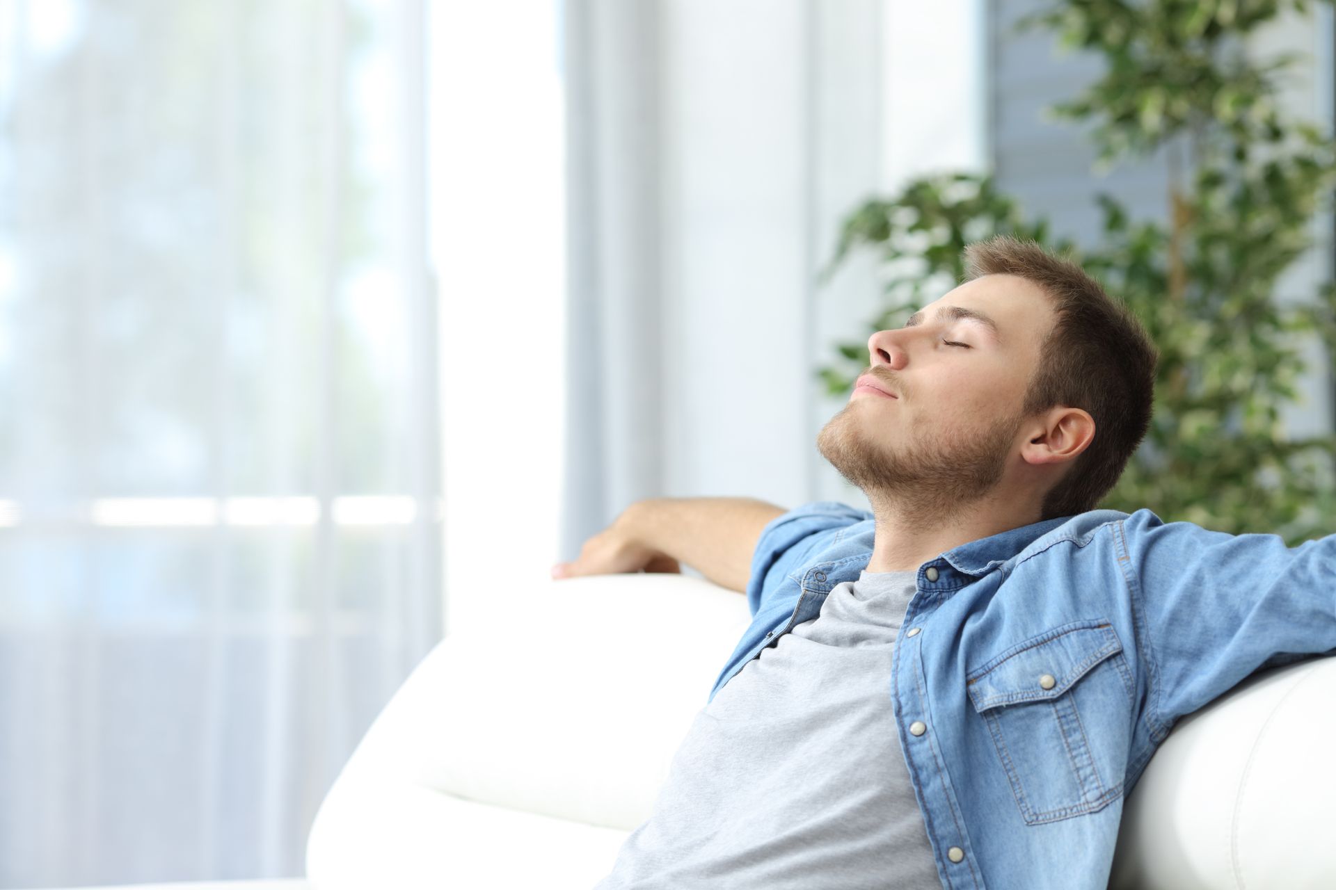 Adobestock 125982734 Mand Nyder Ro