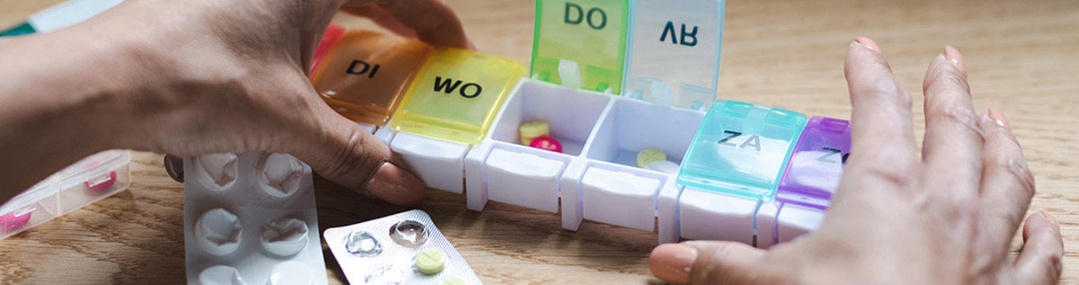 Medicijnvergiftiging kan iedereen overkomen. Op deze pagina lees je meer over medicijnvergiftiging.