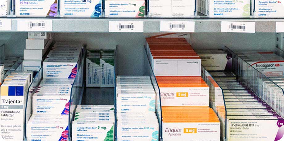 Voor sommige reisbestemmingen zijn vaccinaties verplicht en/of worden extra medicijnen aangeraden om mee te nemen.