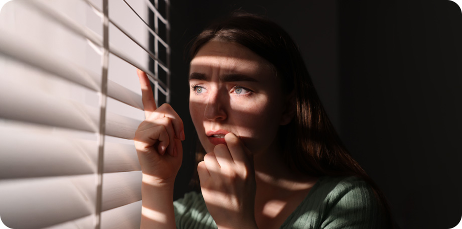 Een psychose is vaak een combinatie van erfelijkheid en ongunstige omgevinomgevingsfactoren.