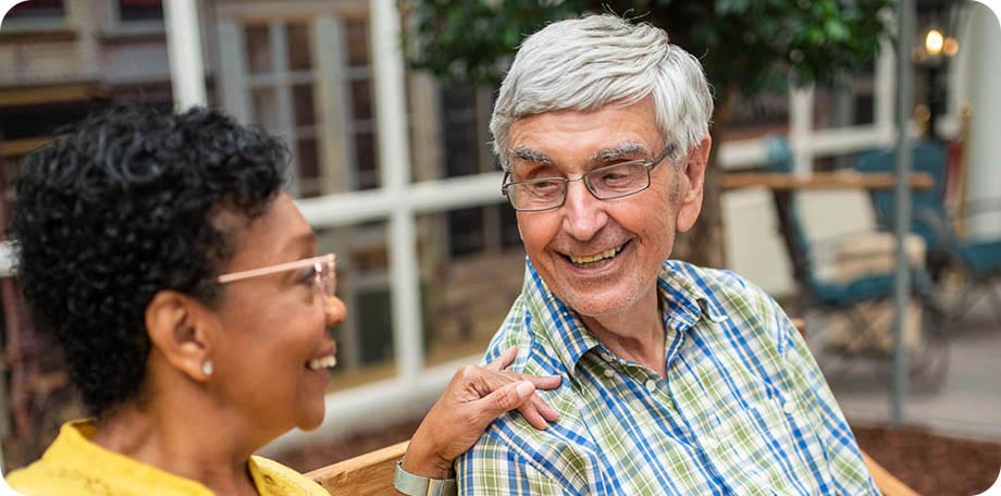 Help mee om medicijnvergiftiging bij ouderen te voorkomen. Herken de signalen en kom snel in actie als dit nodig is.