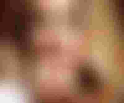 Double knot ring gold