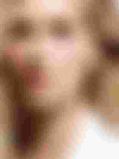 gold earrings ear stacking