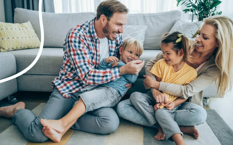 Familie er underholdt