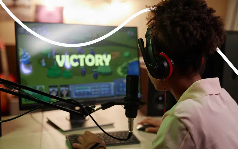 Ung pige gamer online