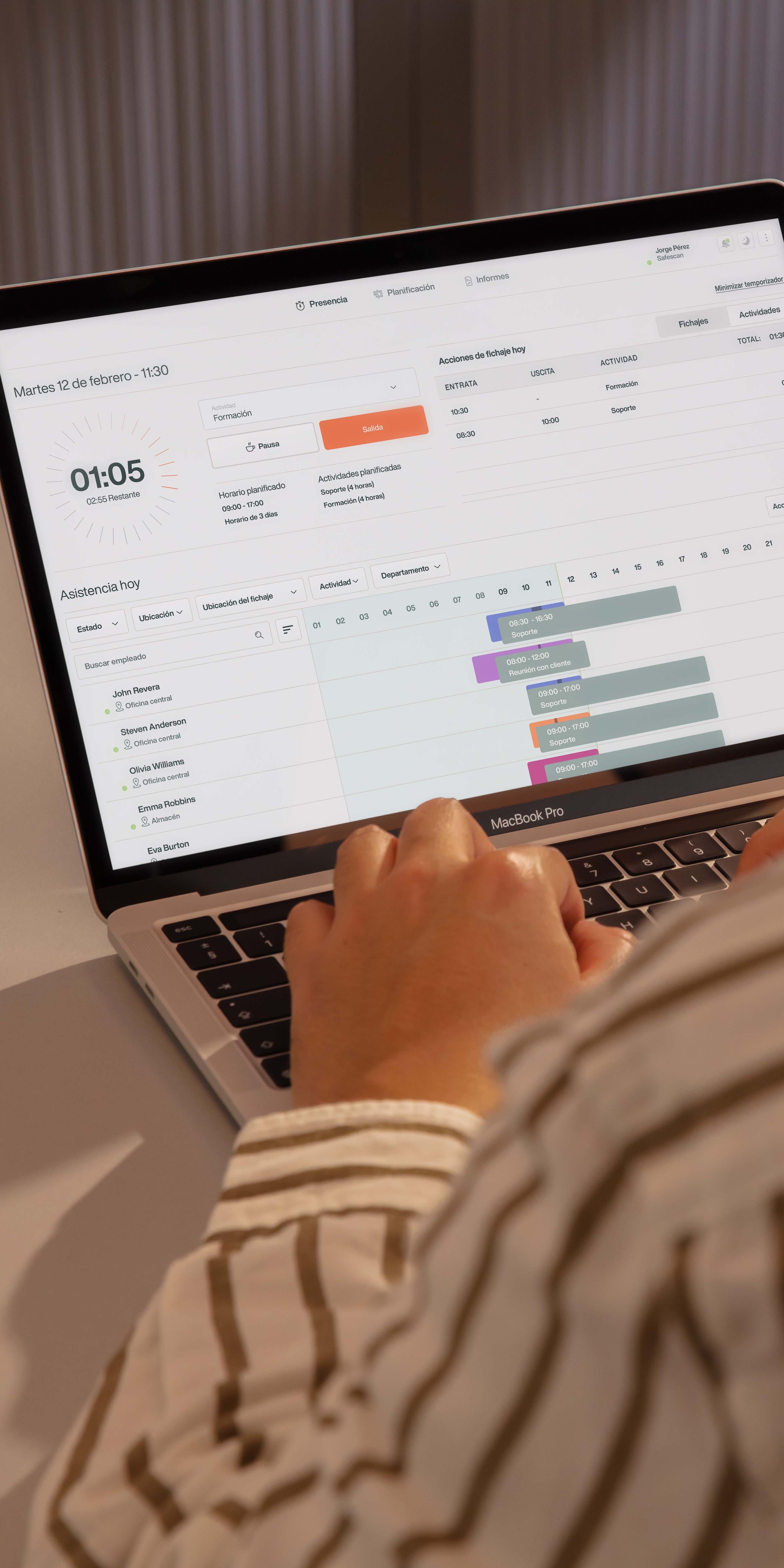 feature-Record Every Working Dayimage