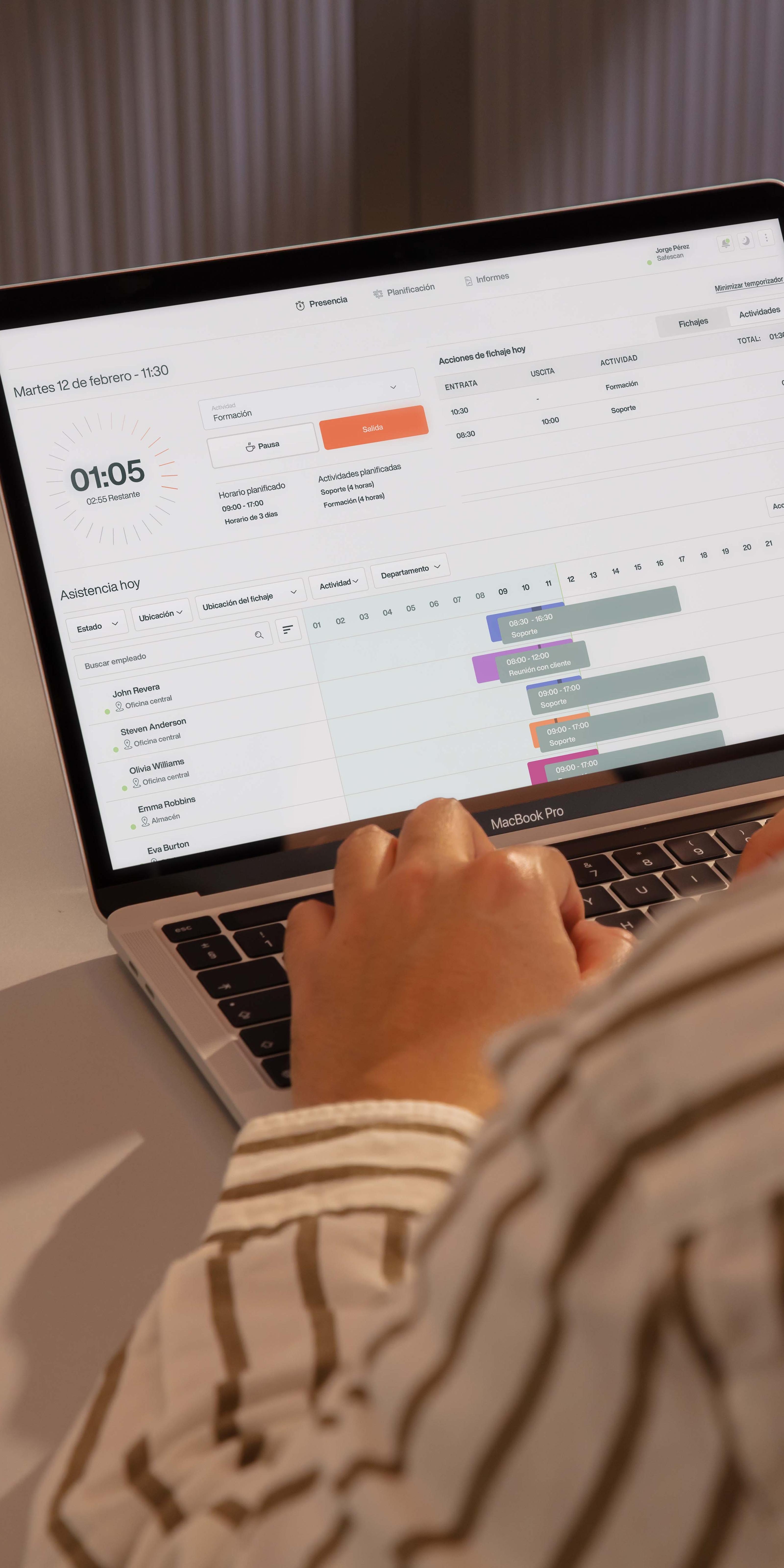 feature-Record Every Working Dayimage