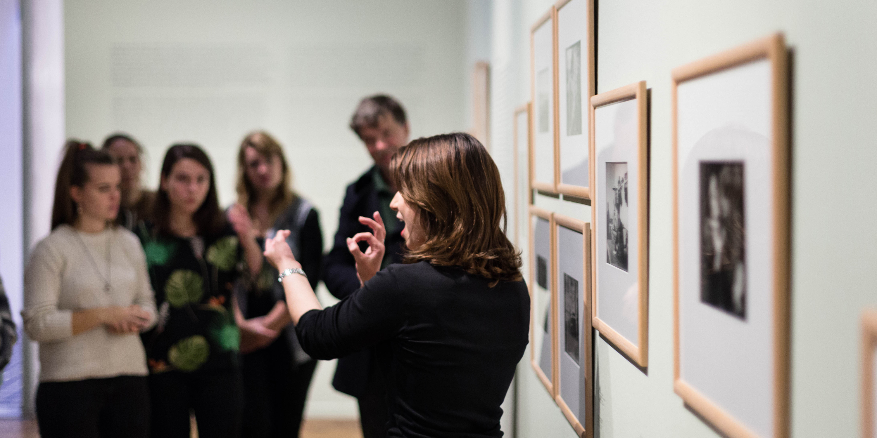 Free guided tour in Dutch sign language