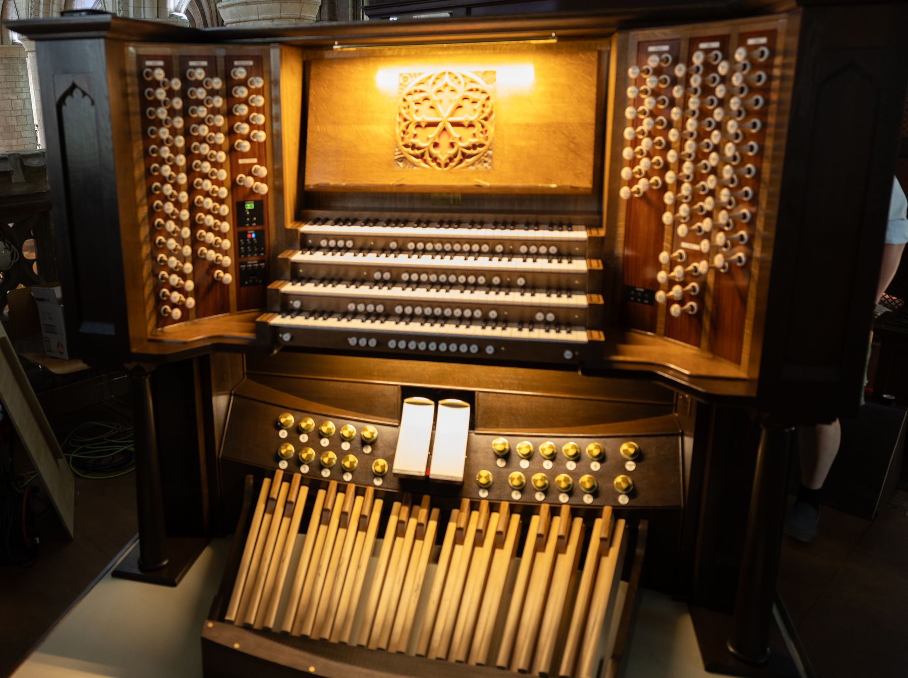 Gloucester Cathedral organ drawstops