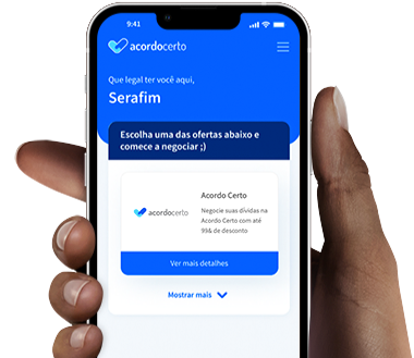 Mão segurando smartphone