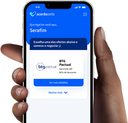 Mão segurando smartphone