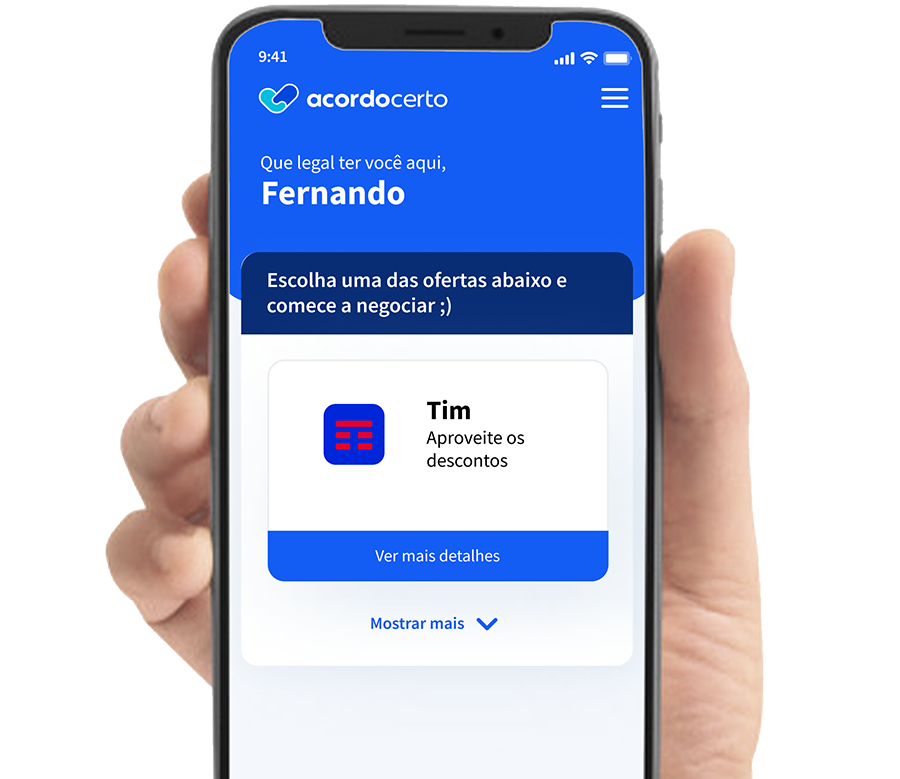 Mão segurando smartphone