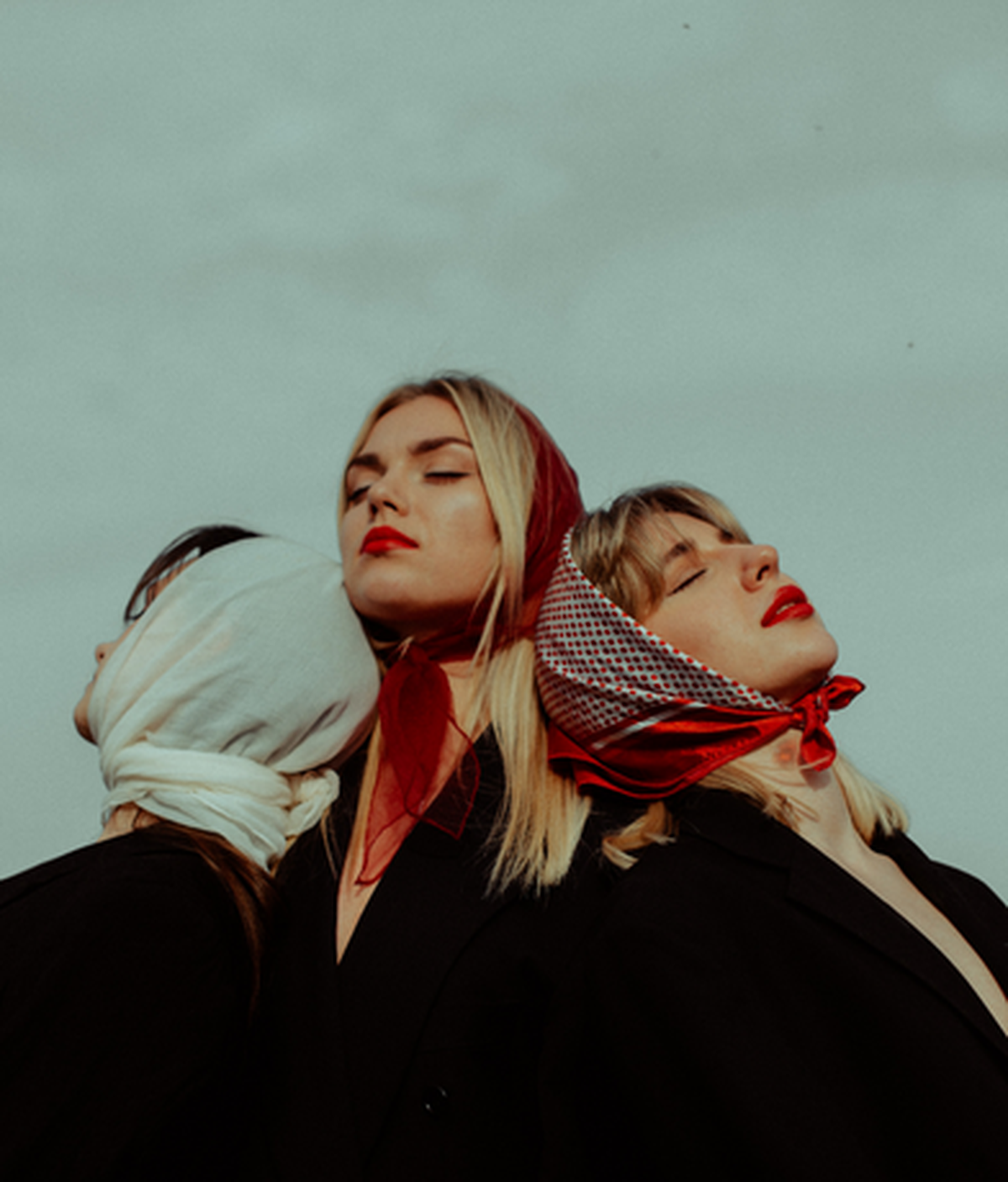 От растительных настоев до новейших формул: как изменилась бьюти-рутина украинок испокон веков до сих пор (Фото-1)